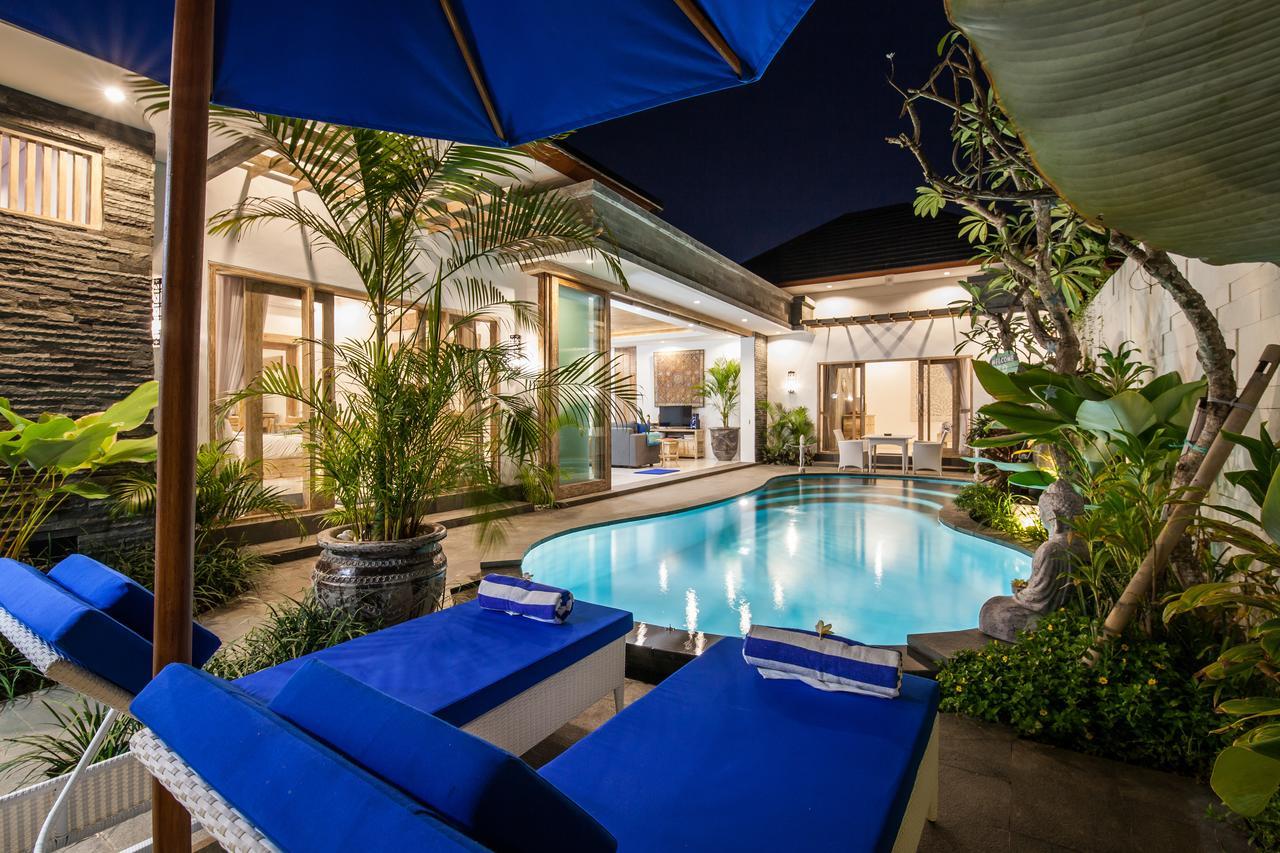 Ambermoon Villa 2 Seminyak Buitenkant foto