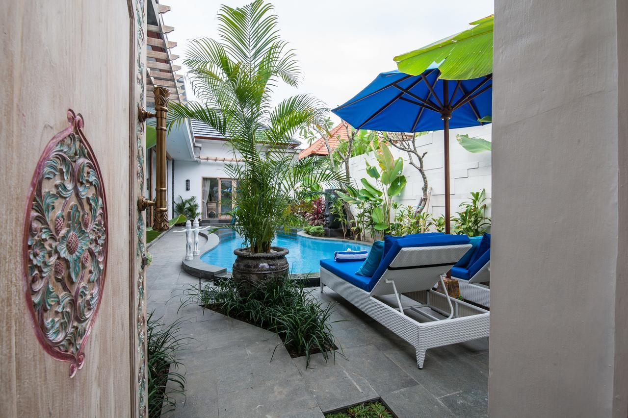 Ambermoon Villa 2 Seminyak Buitenkant foto